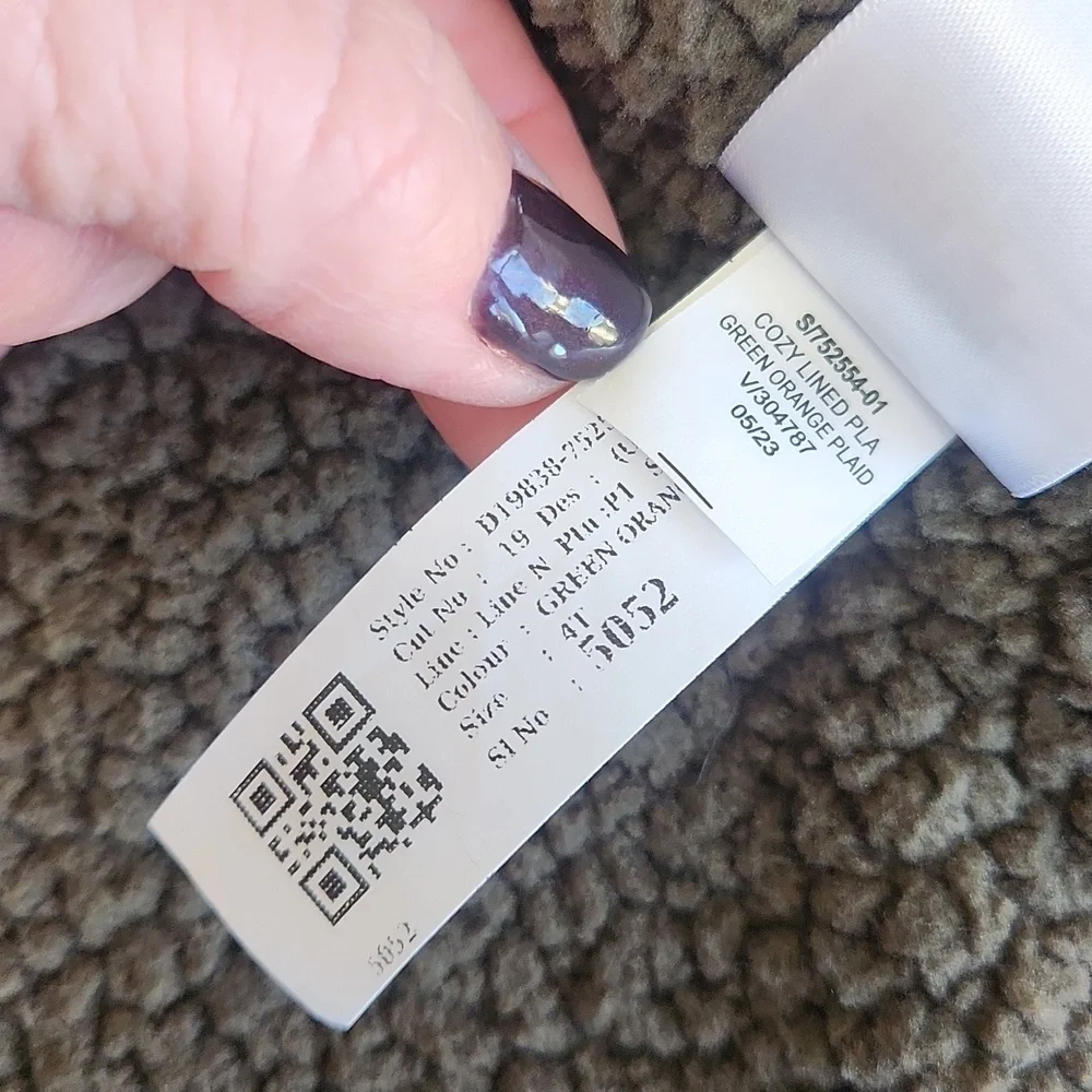 Old Navy Plaid Toddler Shacket Snap Buttons Sherpa Lining Pockets 4T - Picture 11 of 14